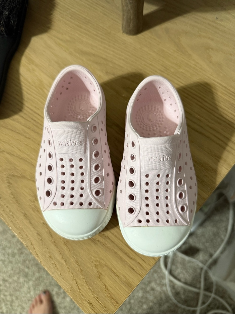 Native Kids Slip-On Water Shoes in Light Pink and White